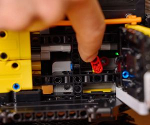 LEGO® Technic Екскаватор Volvo EC500 Hybrid 42215 