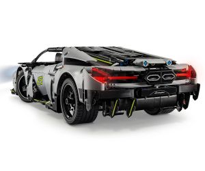 LEGO® Technic Спортна суперкола Lamborghini Revuelto 42214 