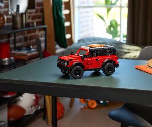 LEGO® Technic Джип Ford Bronco® 42213 
