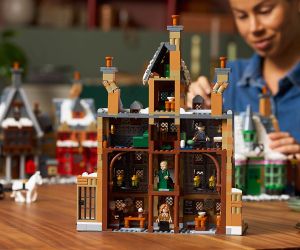 LEGO® Harry Potter Село Хогсмийд - за колекционери 76457 