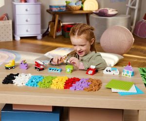 LEGO® Classic Творческа кутия за конструиране и игра 11044 
