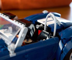 LEGO® Icons Shelby Cobra 427 S/C 10357 