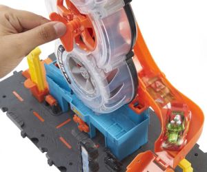 Hot Wheels City Комплект ултра модерен градски център за гуми
