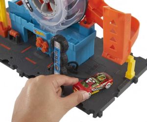 Hot Wheels City Комплект ултра модерен градски център за гуми