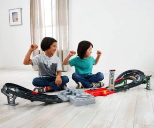 Hot Wheels Racing Състезателна писта Formula 1 Racing Grand Prix с 3 колички