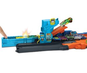 Hot Wheels City Гараж с каскада