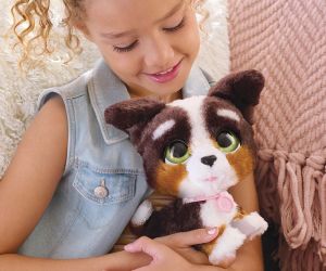 Fur Real Интерактивни животни Кученце с каишка Бернедудъл