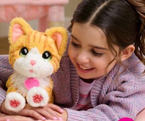 Fur Real Интерактивни животни Коте Белла