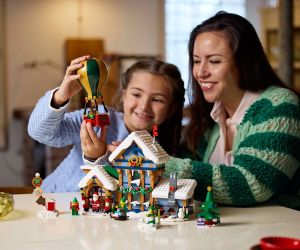 LEGO® Icons Пощата на Дядо Коледа 10339