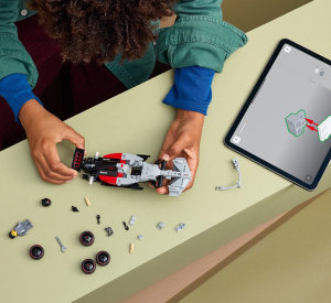 LEGO® Speed Champions F1® Състезателна кола Audi Revolut F1® Team R26 77259