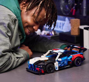 LEGO® Technic Състезателна кола BMW M4 GT3 EVO 42226