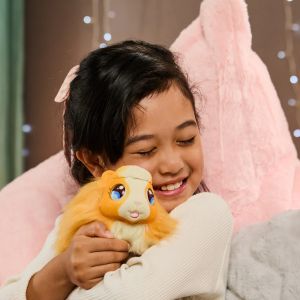 Moose Little Live Pets Морско свинче с 3 изненади Mama Surprise