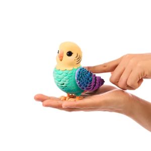 Moose Little Live Pets Really Real Bird Интерактивно пиле в клетка Indie