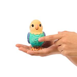 Moose Little Live Pets Really Real Bird Интерактивно пиле в клетка Indie