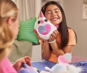 Zuru Rainbocorns Eggzania Frozen Mania изненада