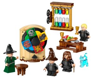 LEGO® Harry Potter™ Замъкът Хогуортс Церемония с разпределителната шапка 76460 
