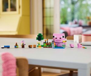LEGO® Minecraft® Къщата на прасенцето 21268