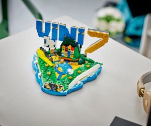 LEGO® Editions Вини Джуниър - футболни акценти 43027