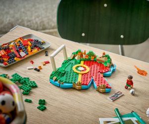 LEGO® Editions Кристиано Роналдо - футболни акценти 43012 