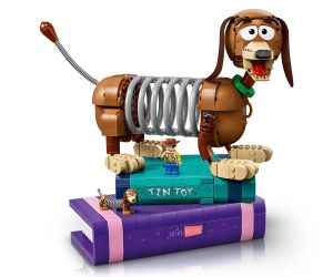 LEGO® Disney™ Играта на играчките: Подпори за книги с кучето Слинки 43301 