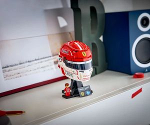 LEGO® Editions Каска на Чарлз Льоклер от Scuderia Ferrari HP 43014 