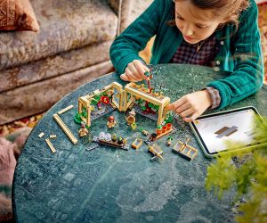 LEGO® Harry Potter Замъкът Хогуортс Час по билкология 76445 