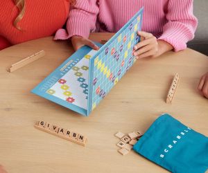 Scrabble Original Игра на български език 2в1 с дървени плочки
