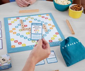 Scrabble Original Игра на български език 2в1 с дървени плочки
