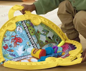 Play Doh Преносима подложка за игра с 4 цвята
