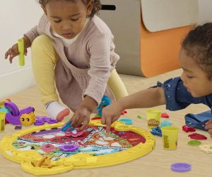 Play Doh Преносима подложка за игра с 4 цвята