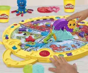 Play Doh Преносима подложка за игра с 4 цвята