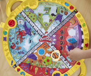 Play Doh Преносима подложка за игра с 4 цвята