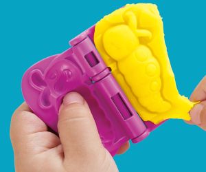 Play Doh Микроскоп със светлина и лупа