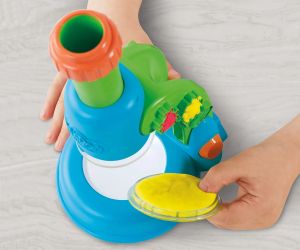 Play Doh Микроскоп със светлина и лупа