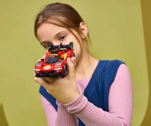 LEGO® Speed Champions Ferrari 499P 77261 