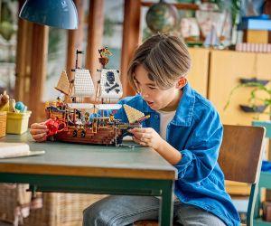 LEGO® Creator Емблематичен пиратски кораб 31387 