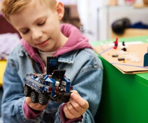 LEGO® Marvel Super Heroes Преследване на затворнически транспорт със Спайдърмен 76349 