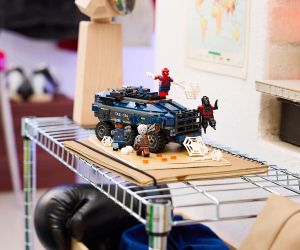 LEGO® Marvel Super Heroes Преследване на затворнически транспорт със Спайдърмен 76349 