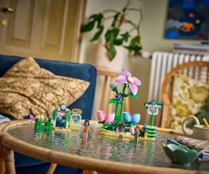 LEGO® Friends Въртележка с цветя и чаени чаши 42702 
