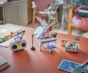 LEGO® Creator Пиано с котка и музикална украса 31392 