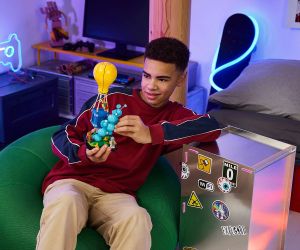 LEGO® Fortnite Supply Drop 77080 