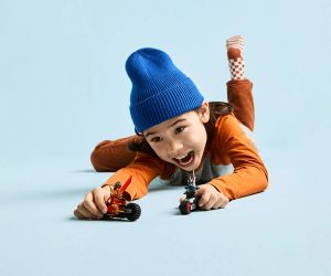 LEGO® NINJAGO® Състезанието с мотоциклети на Кай 71838 