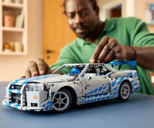 LEGO® Technic „Бързи и яростни 2“: Кола Nissan Skyline GT-R (R34) 42210 