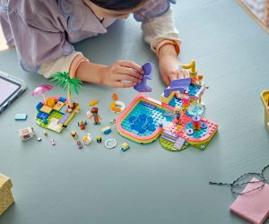 LEGO® Friends Забавен ден в аквапарка 42676 