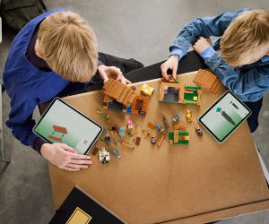 LEGO® Minecraft Атака на селището на заклинателите 21596 