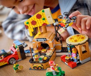 LEGO® City Доставка на пица с превозни средства 60496 