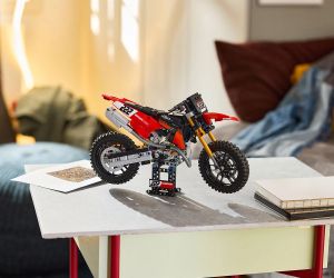 LEGO® Technic Мотоциклет Ducati Desmo450 MX Factory 42238 
