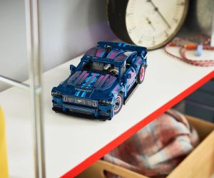 LEGO® Technic Кола с персонализиран гараж Ford Mustang GT 42236 
