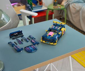 LEGO® Technic Кола с персонализиран гараж Ford Mustang GT 42236 