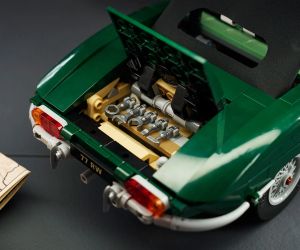 LEGO® Icons Jaguar E-Type 11381 